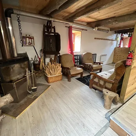 L'abri De Rioumaou Chalet